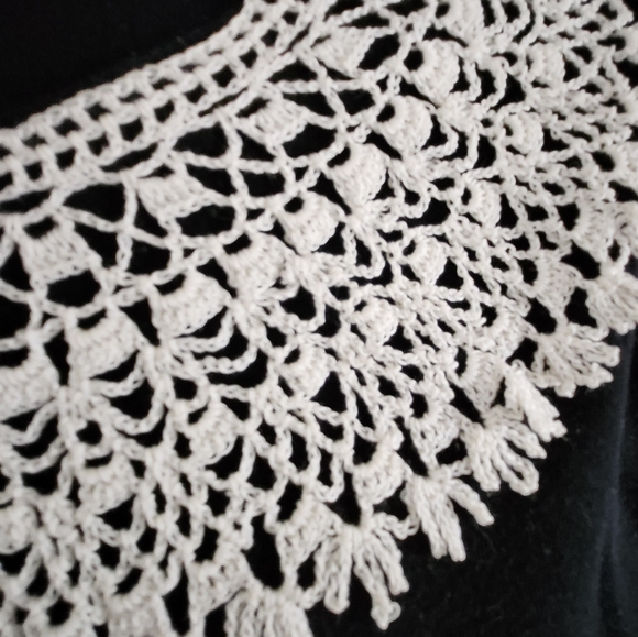 VINTAGE Handmade Crochet Lace Dress Collar - Picture 12 of 12